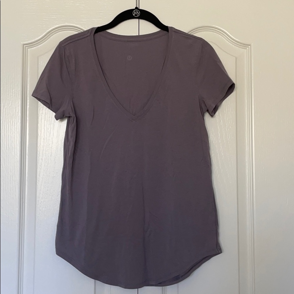 Lululemon love tee sz 4 plum purple